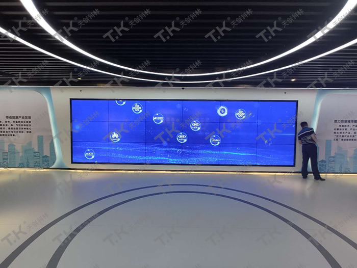 如何选择一款合适的宣传拼接大屏呢？