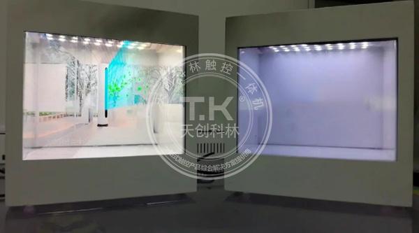透明液晶屏展示柜给你不一样的互动体验